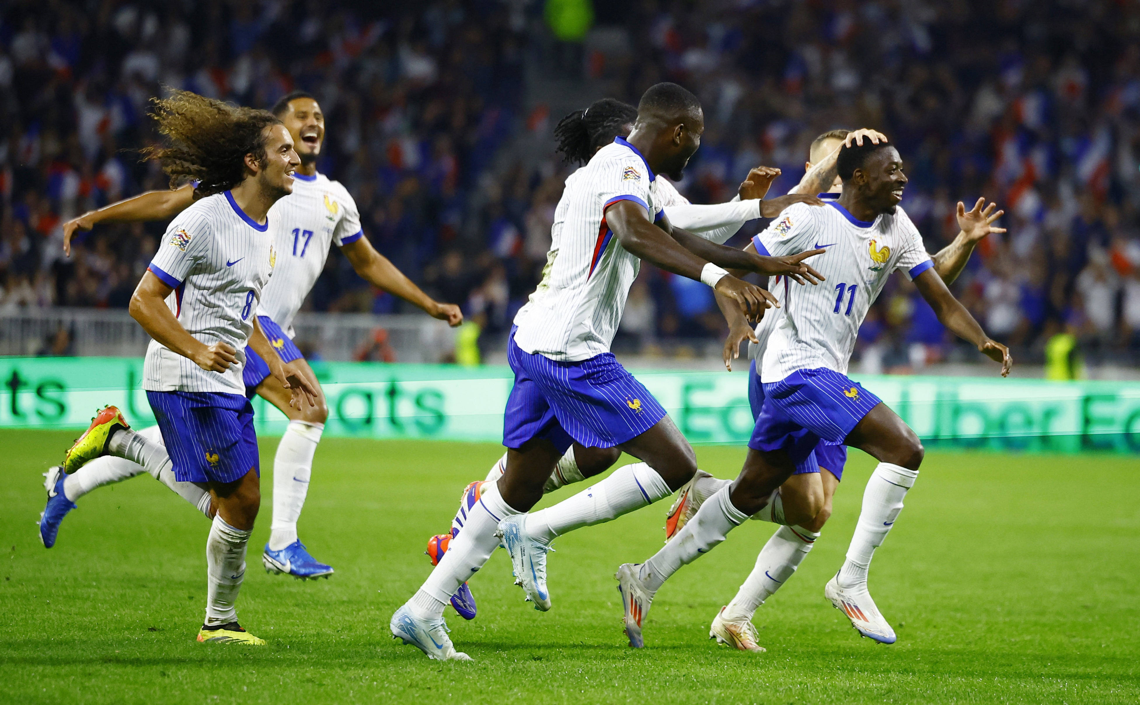 开云体育平台APP-关于比利时队在赛场上展现出色的控球能力的信息