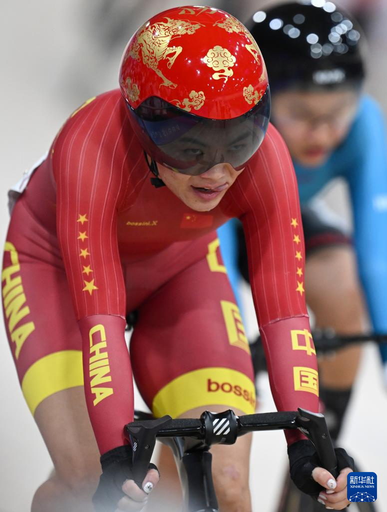 巴西女子自行车选手首夺奥运金牌 巴西女子自行车选手首夺奥运金牌