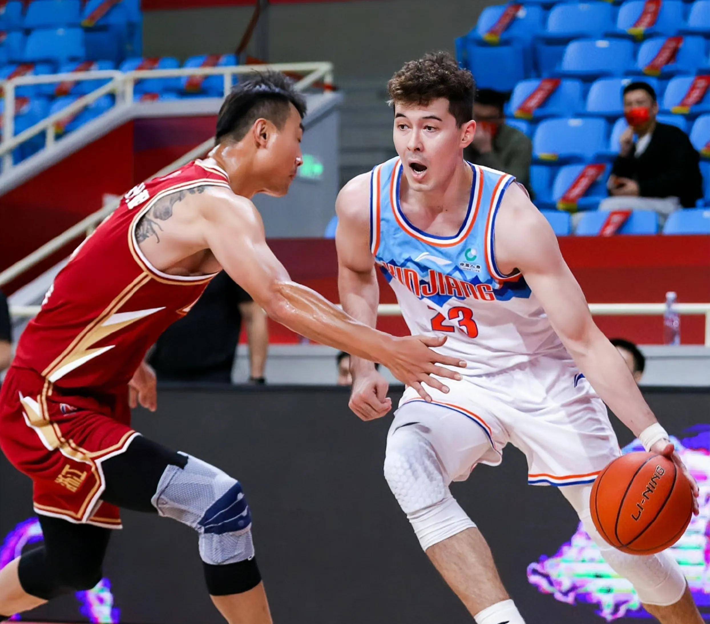 关于球场上的悍将豪情对决,谁能称霸的信息 关于球场上的悍将豪情对决,谁能称霸的信息