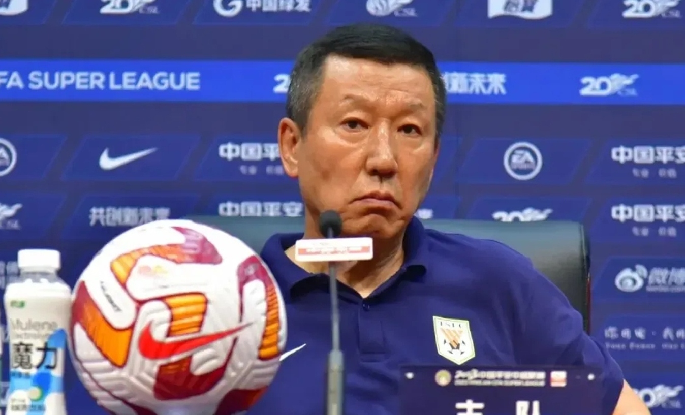 关于球队连环赛明星略遭意外,主教练解释变动原因的信息 关于球队连环赛明星略遭意外,主教练解释变动原因的信息