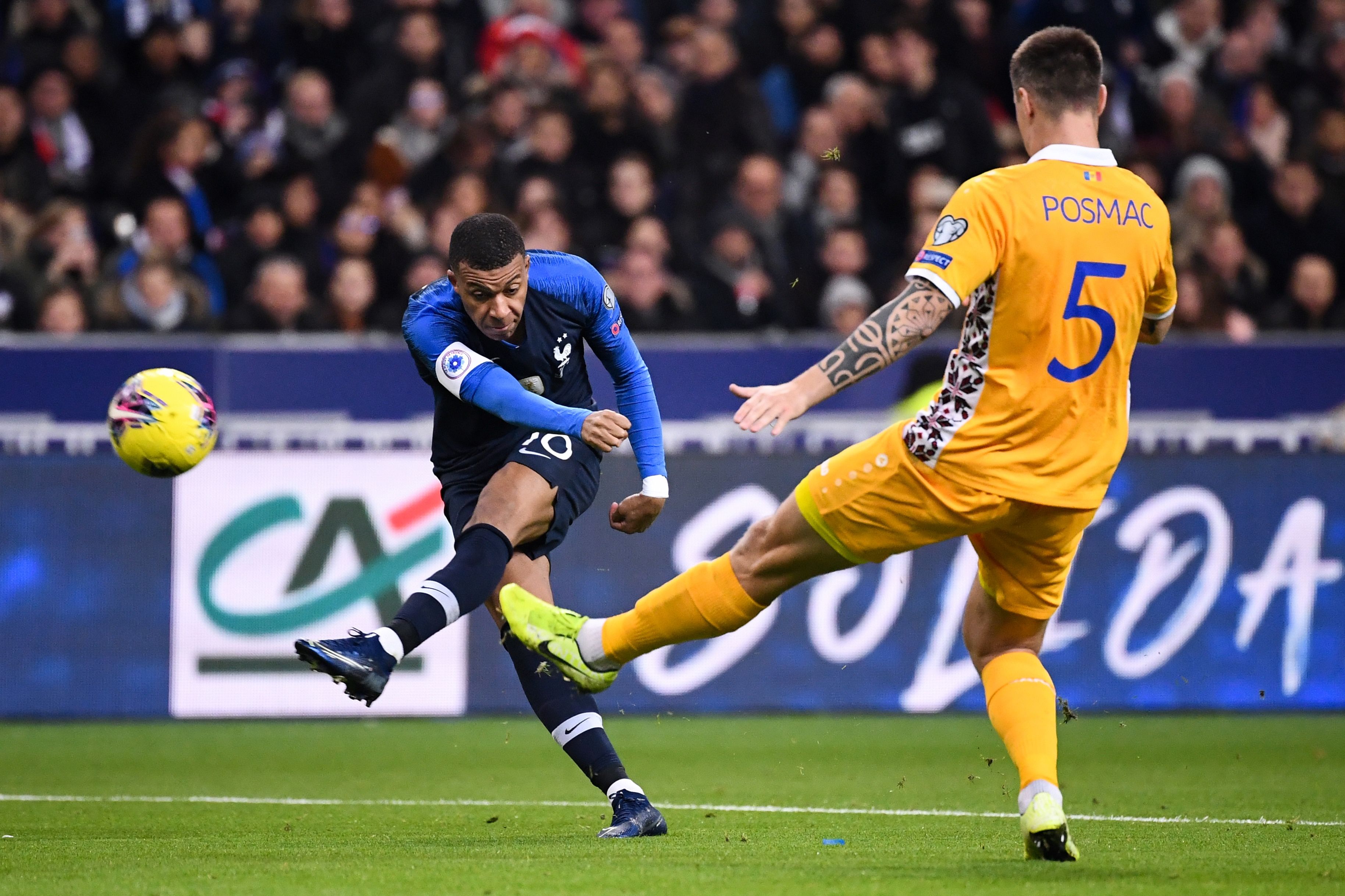 荷兰胜摩尔多瓦,晋级已近在咫尺 荷兰胜摩尔多瓦,晋级已近在咫尺