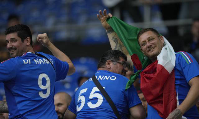 意大利选手在射箭比赛中取得胜利 意大利选手在射箭比赛中取得胜利