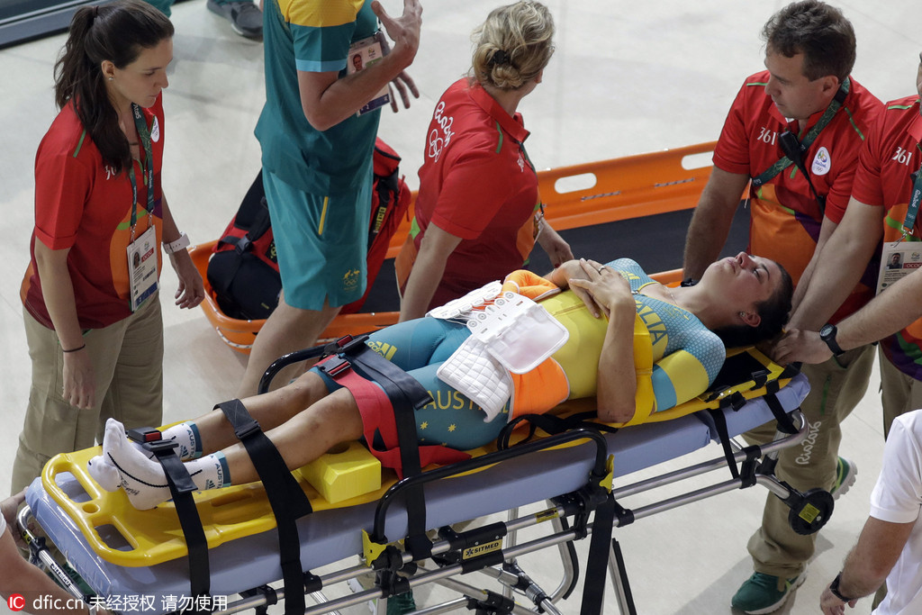 女子曲棍球赛场悬念迭起,澳大利亚队表现抢眼 女子曲棍球赛场悬念迭起,澳大利亚队表现抢眼