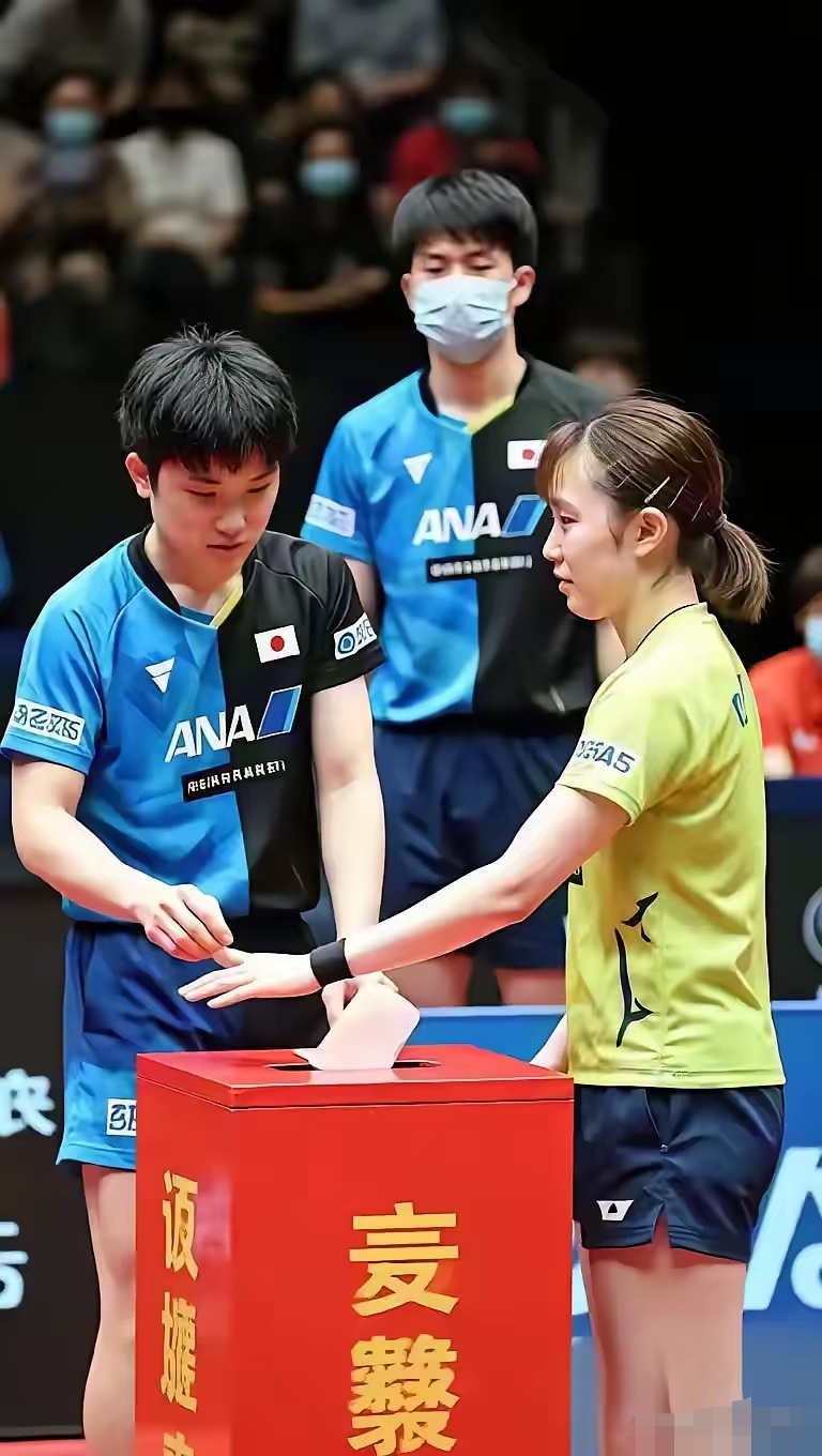 关于佛罗伦萨豪取三分,实力不容小觑的信息 关于佛罗伦萨豪取三分,实力不容小觑的信息