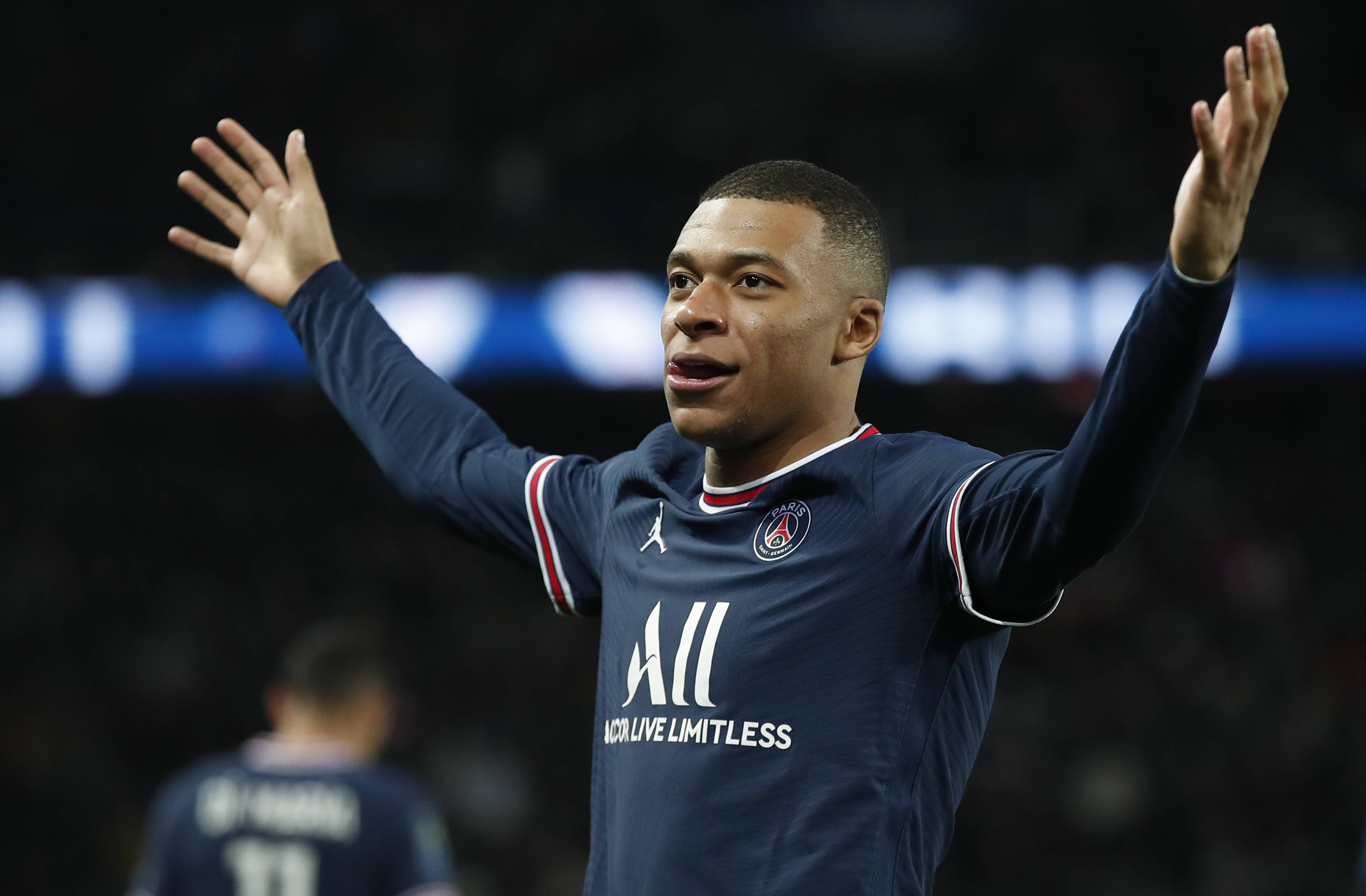 圣埃蒂安主场压胜,连续积分上竞争 圣埃蒂安主场压胜,连续积分上竞争