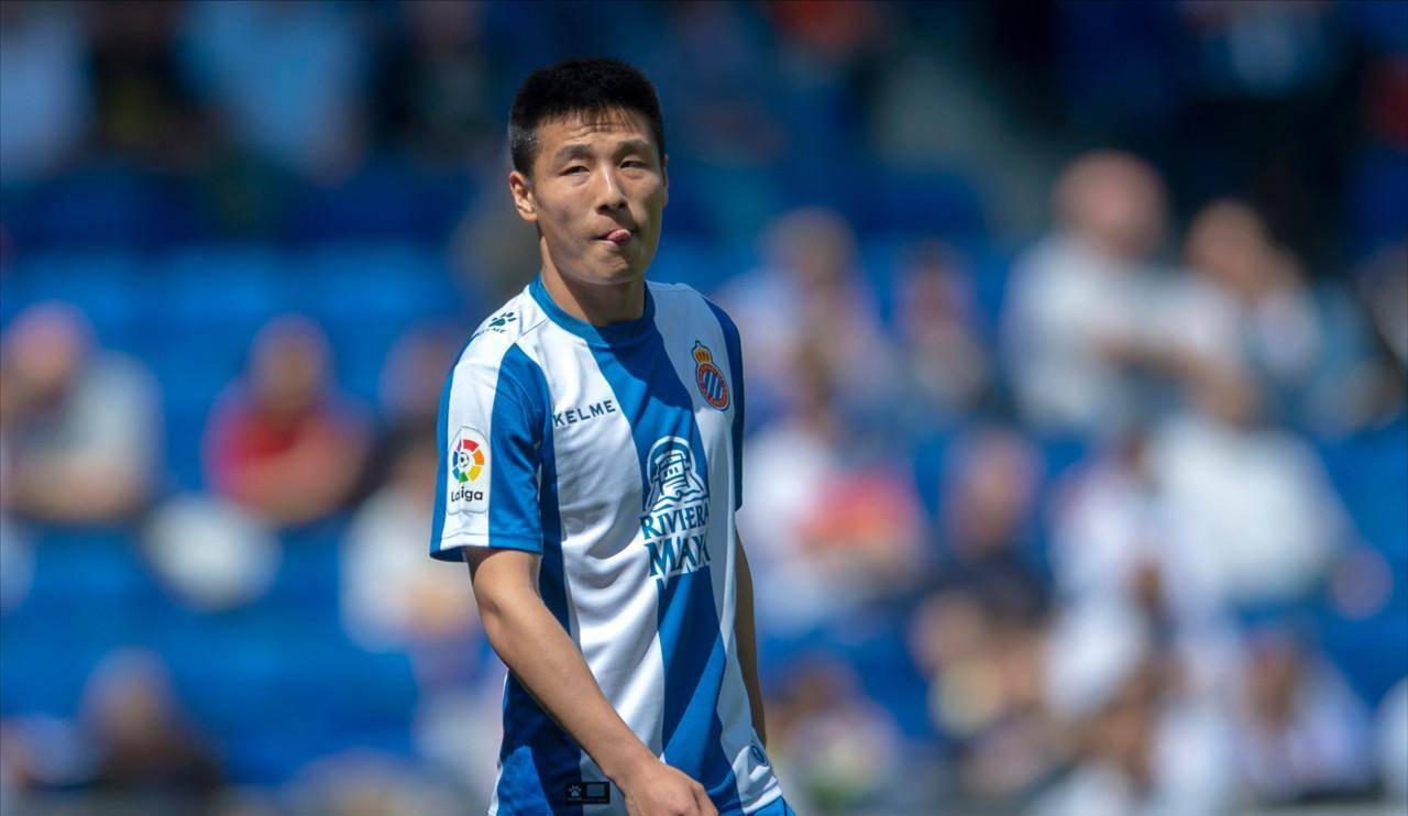 武磊攻入关键一球,帮助球队拿下胜利 武磊攻入关键一球,帮助球队拿下胜利