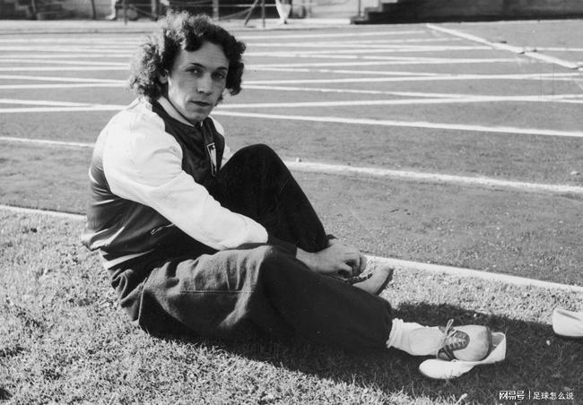 新西兰跳水选手技冠群雄,夺得金牌 新西兰跳水选手技冠群雄,夺得金牌