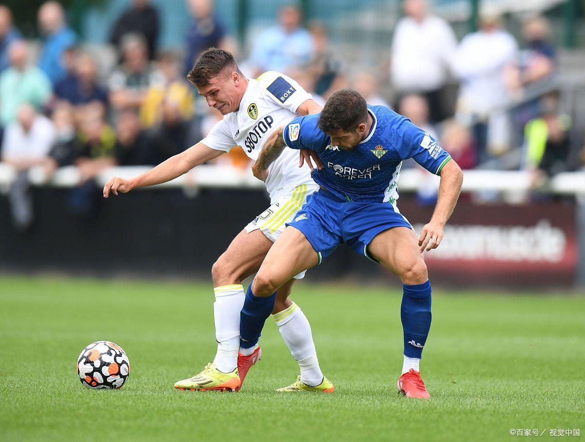 利兹联客场遭遇惨败,保级形势雪上加霜 利兹联客场遭遇惨败,保级形势雪上加霜