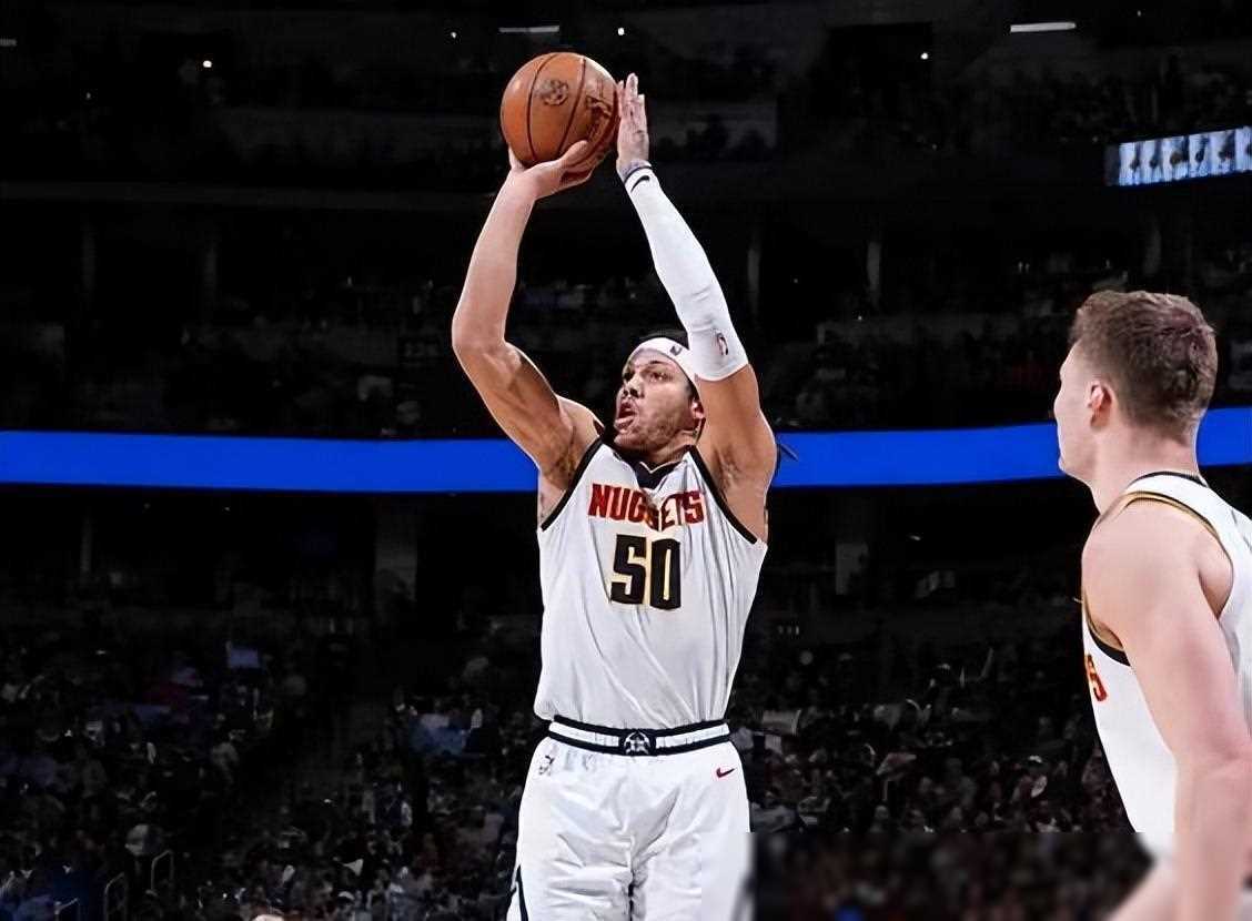 包含欧本球队主帅赞赏球员团结协作精神的词条