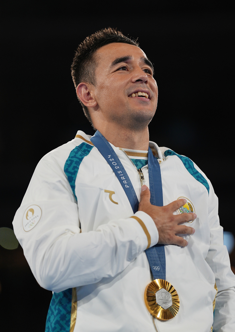 俄罗斯拳击选手奋力一搏,稳守领先的简单介绍 俄罗斯拳击选手奋力一搏,稳守领先的简单介绍