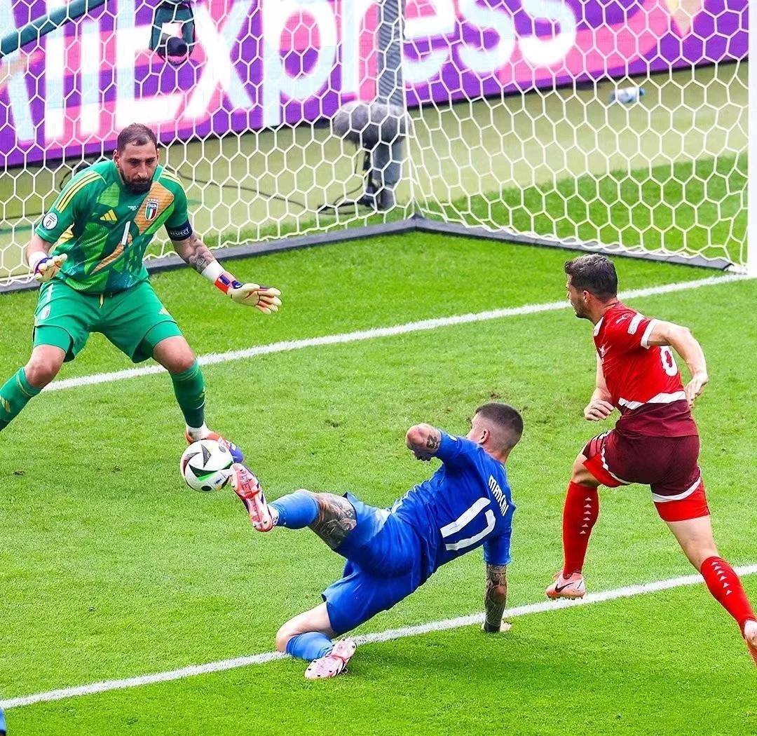 瑞士球队取得惊艳胜利，晋级淘汰赛