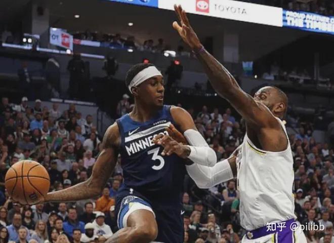 开云体育入口-贝桑松在法甲比赛中意外获胜