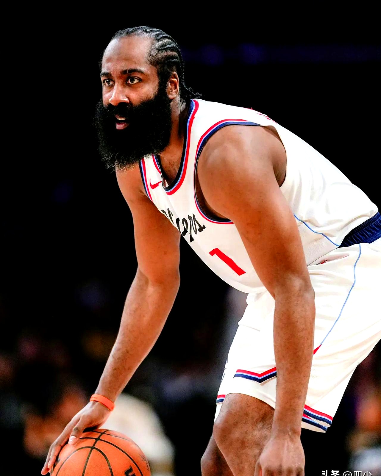 关于瓦西亚球迷疯狂挑战,連番取胜保領跑的信息 关于瓦西亚球迷疯狂挑战,連番取胜保領跑的信息