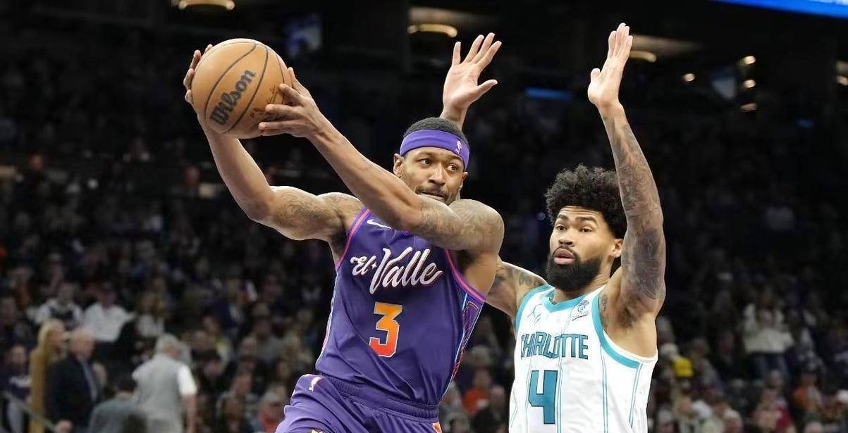 包含3塑雄鹿球员联手挂帅，力克太阳队的词条