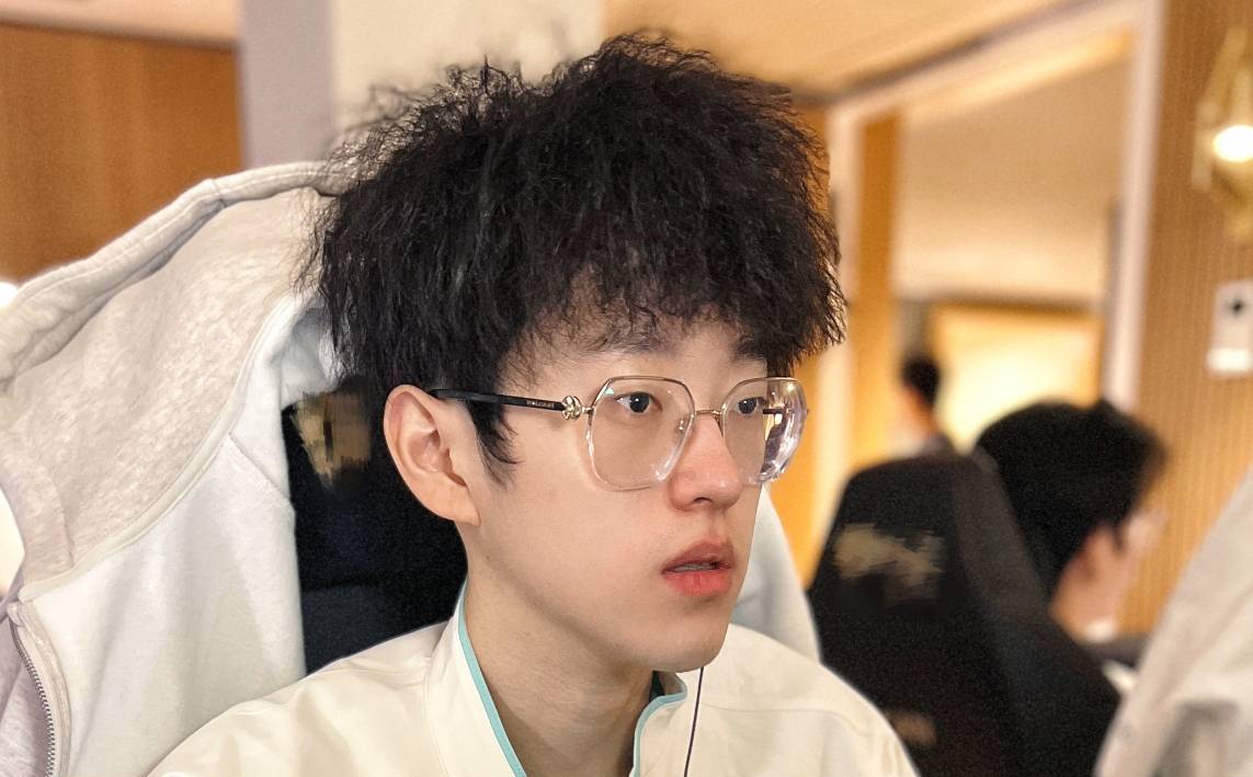 HLE鏖战KT,Scout打出惊人五杀峡谷大战成都决赛之夜,留下经典瞬间 HLE鏖战KT,Scout打出惊人五杀峡谷大战成都决赛之夜,留下经典瞬间