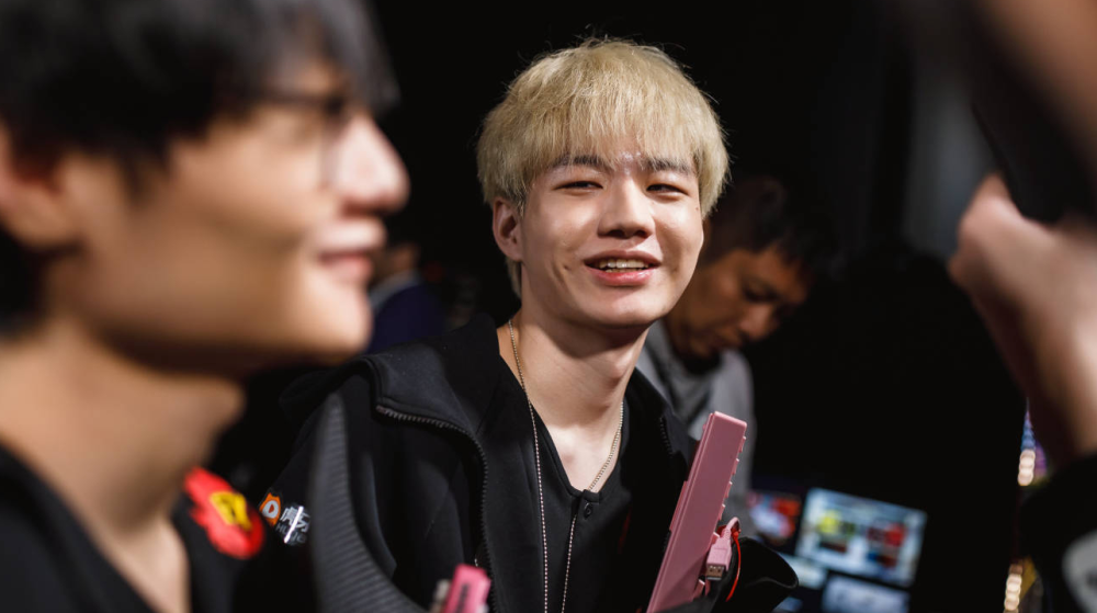 开云体育APP下载-TSM横扫DRX，Scout线上压制力十足宿敌对决成都决赛之夜，点燃全场激情