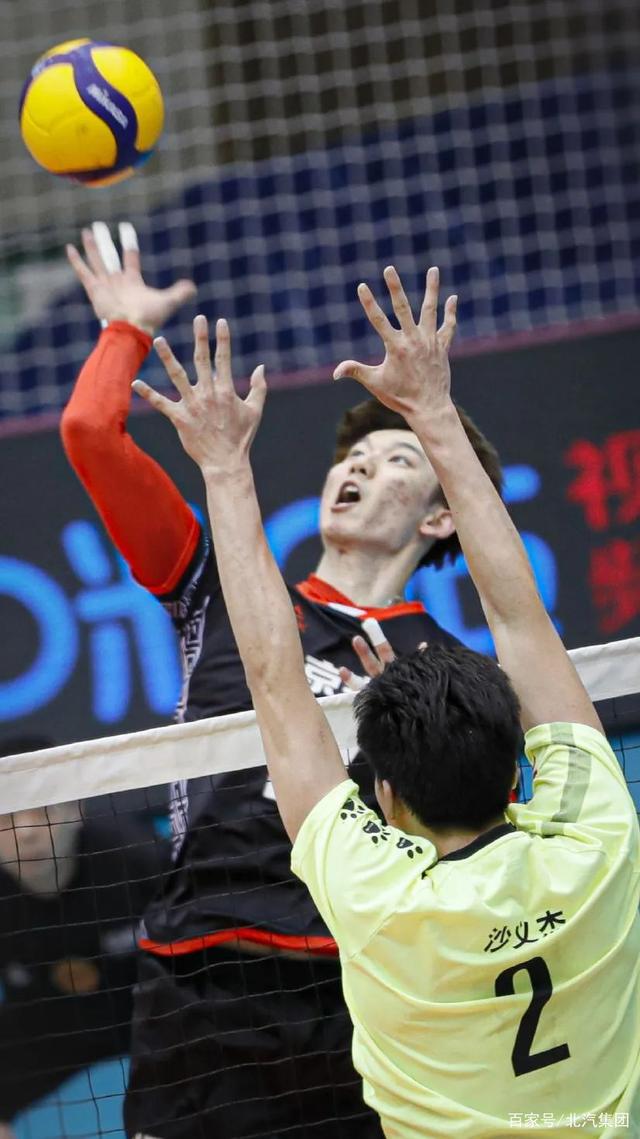 TES险胜PSG，Bin团战一打五强强对话小组赛，强势挺进下一轮