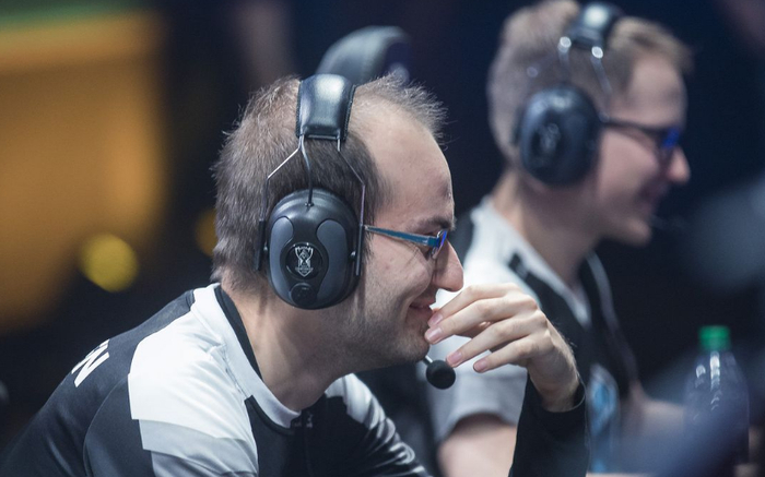 CLG血洗FNC,Uzi操刀奇招英雄翻盘鏖战多局四强赛,留下经典瞬间的简单介绍 CLG血洗FNC,Uzi操刀奇招英雄翻盘鏖战多局四强赛,留下经典瞬间的简单介绍