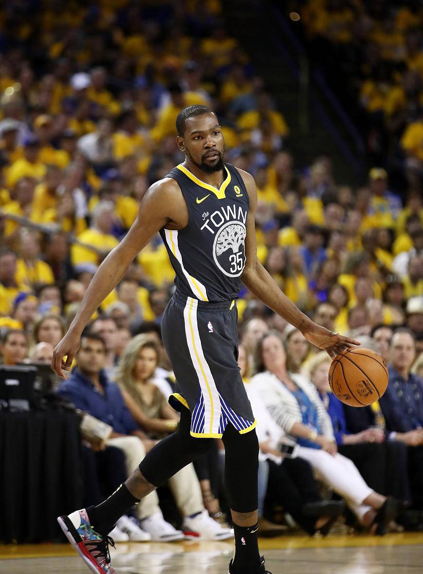 NBA球员交易市场:火箭队愿意交易明星球员 NBA球员交易市场:火箭队愿意交易明星球员