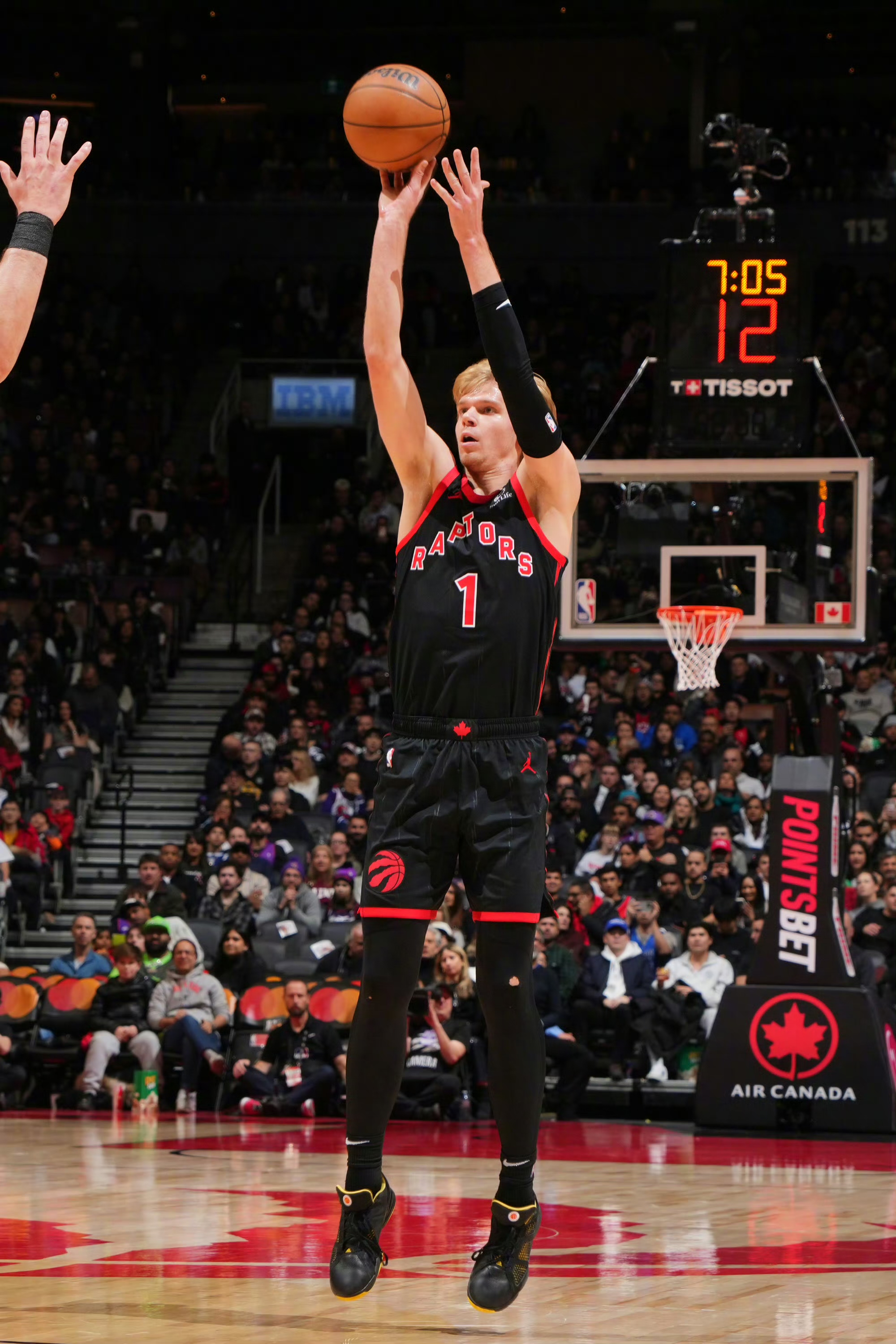 开云体育app-独行侠客场击败公牛，继续保持不败