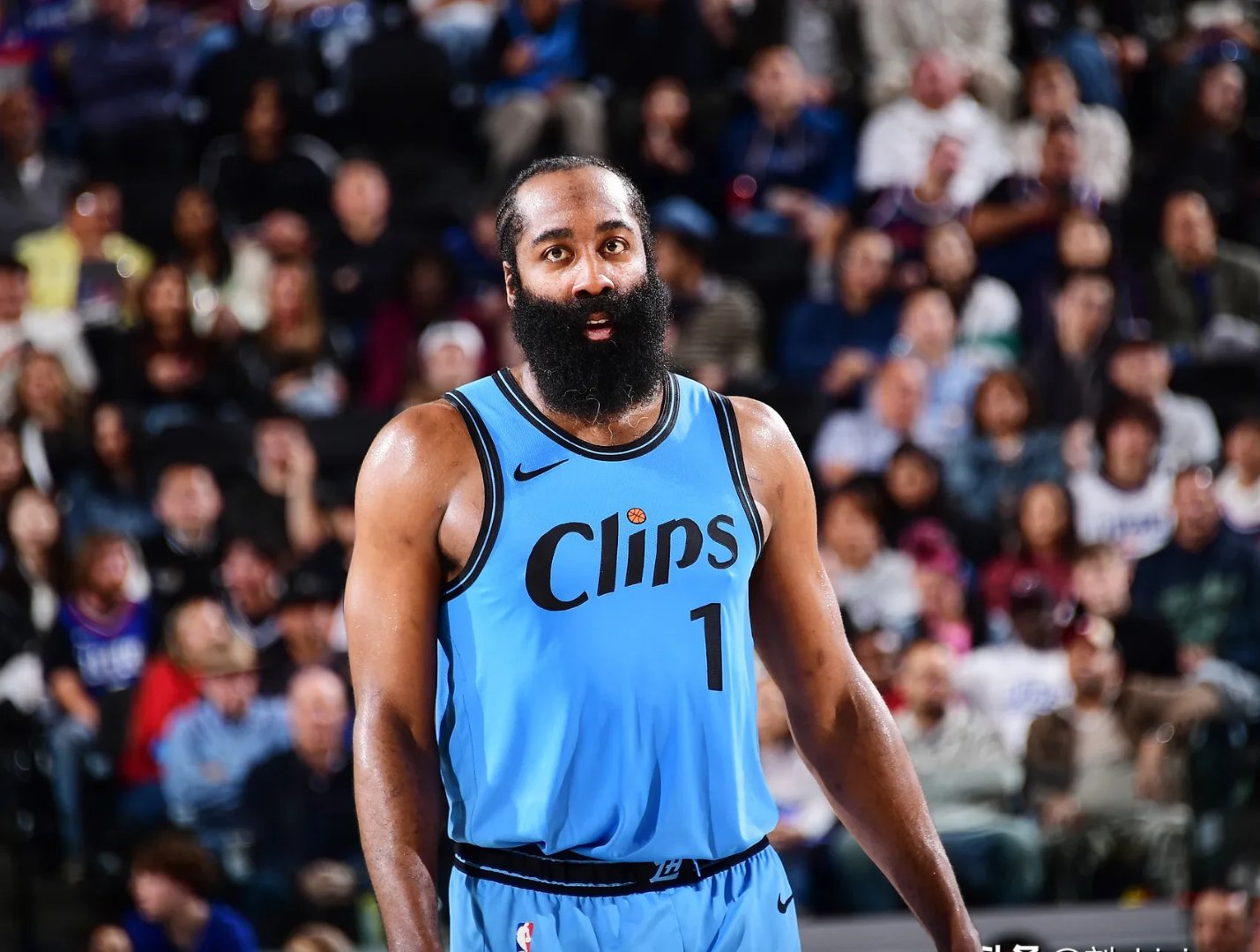 火箭擒下骑士,哈登独得27分 火箭擒下骑士,哈登独得27分