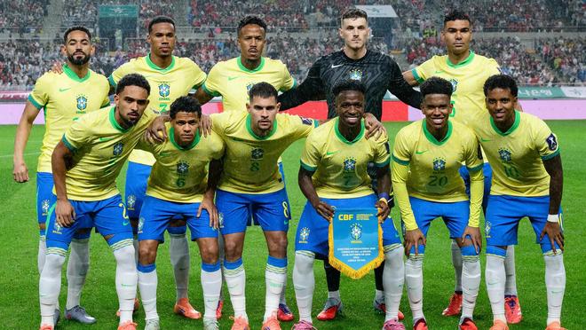 巴西球星引领球队逆转,神奇表现备受瞩目 巴西球星引领球队逆转,神奇表现备受瞩目