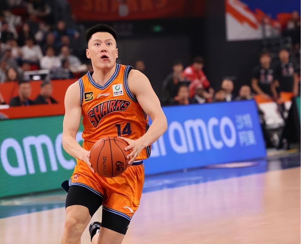 青岛队意外取胜，豪取常规赛第一胜