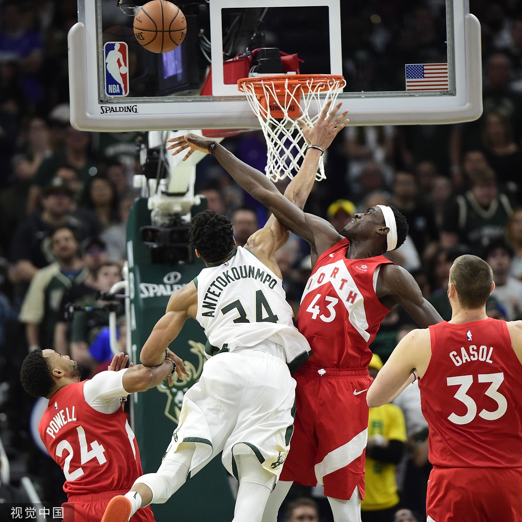 开云体育官方网站-关于雄鹿主场击败猛龙，东部决赛再度领先的信息