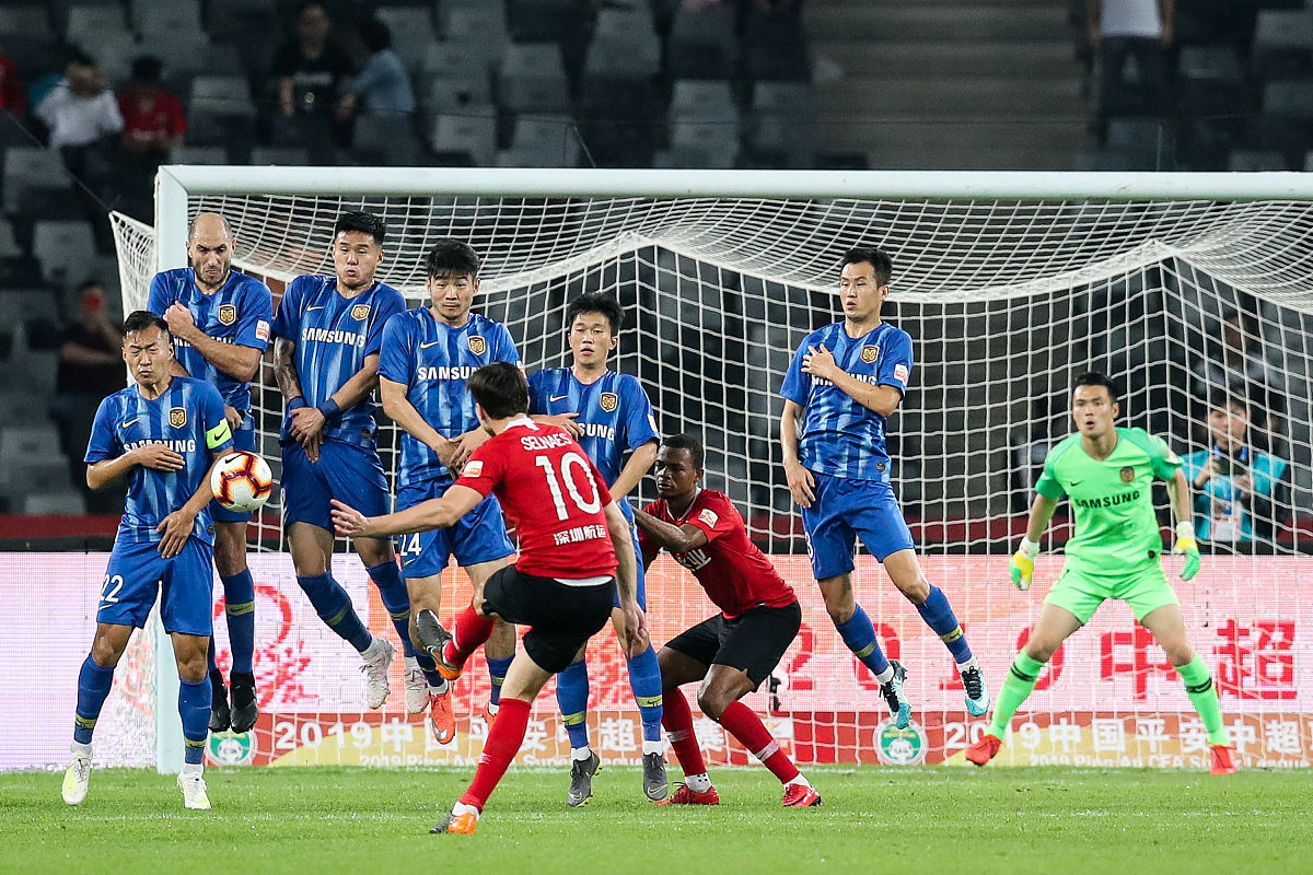 开云体育官网-新规则下的足球比赛备受球迷期待