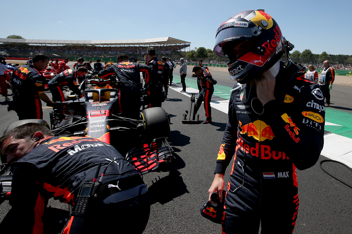 关于索伯车队完胜雷诺车队,周冠宇统治全场的信息 关于索伯车队完胜雷诺车队,周冠宇统治全场的信息