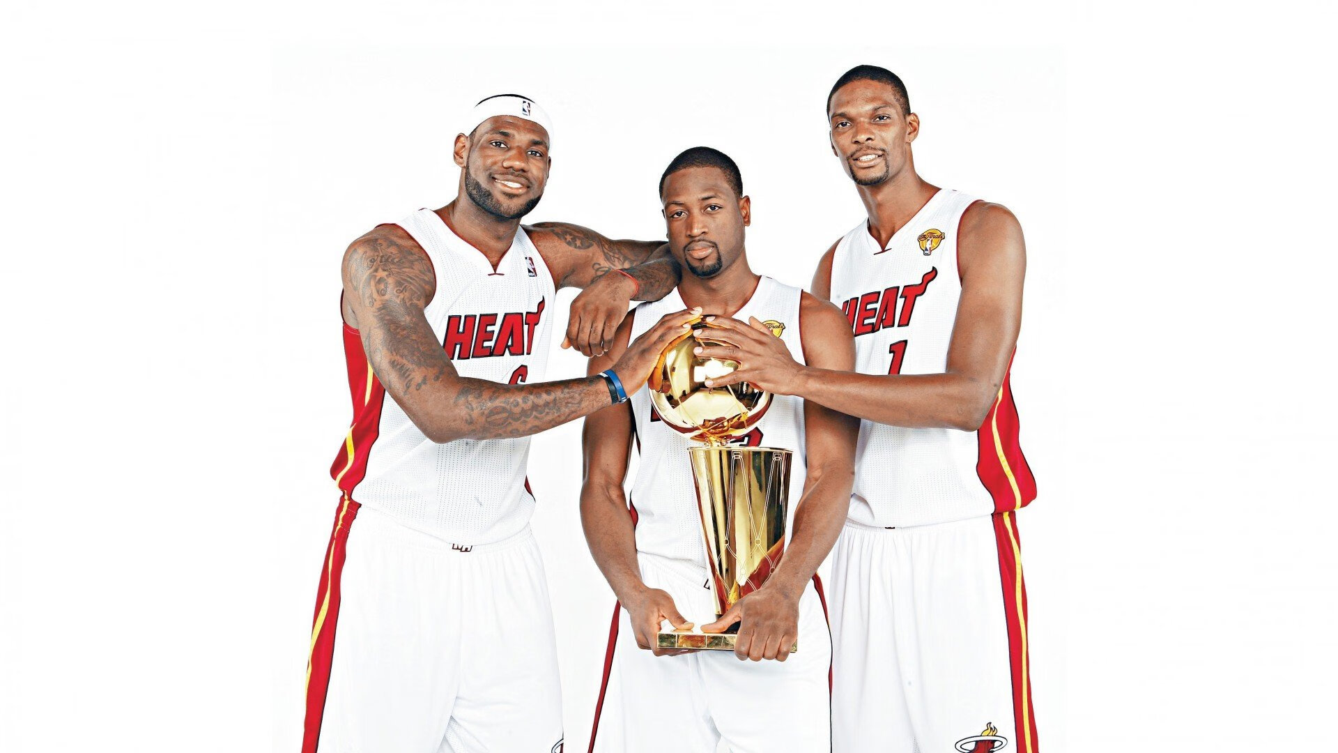 双面帷幕,凯尔特人团队封冻独行侠,杰伦·格林在美加墨点燃单人火炬