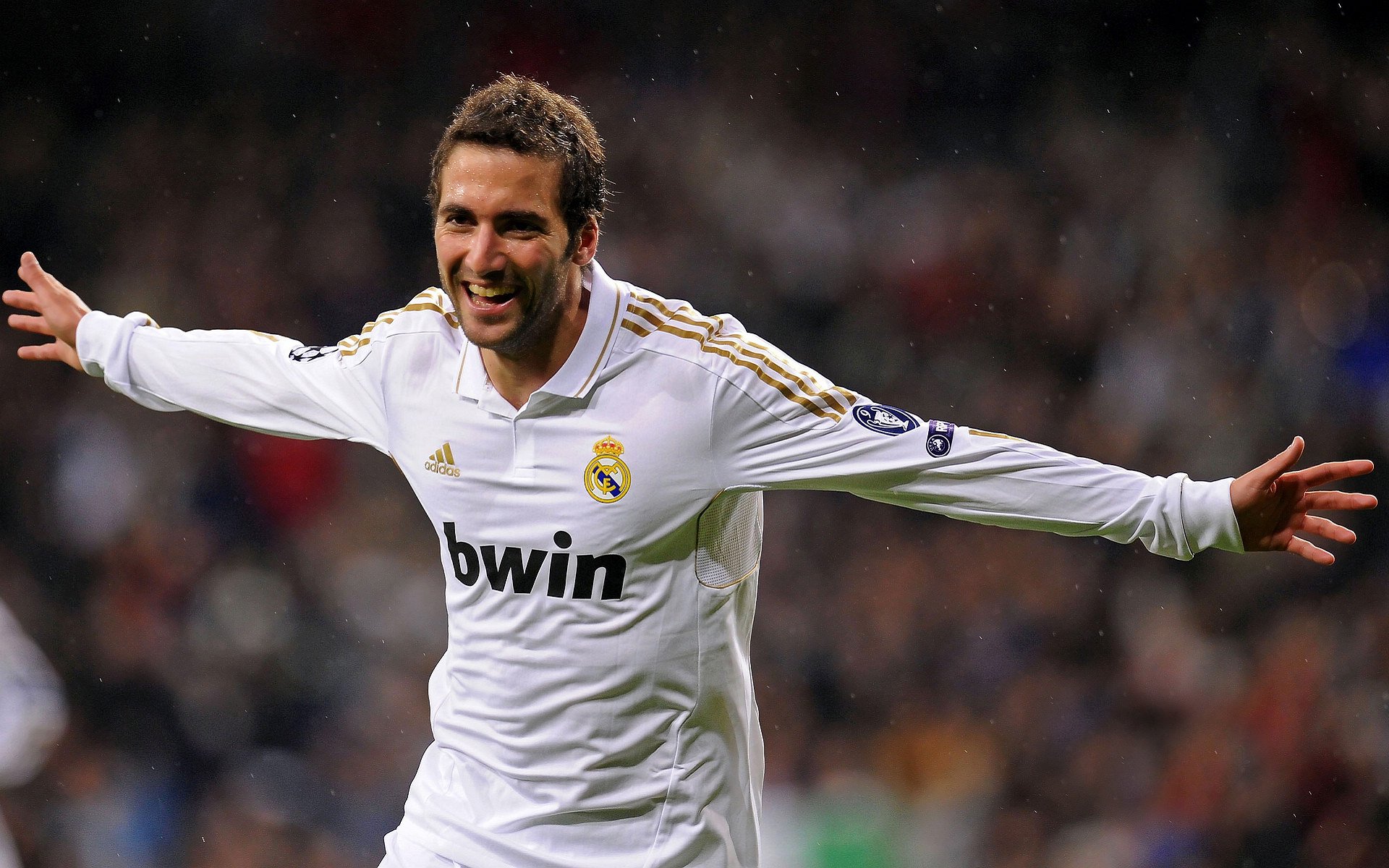 跨界决胜时刻，辽宁队绝杀骑士与詹姆斯欧冠半决赛的统治力启示