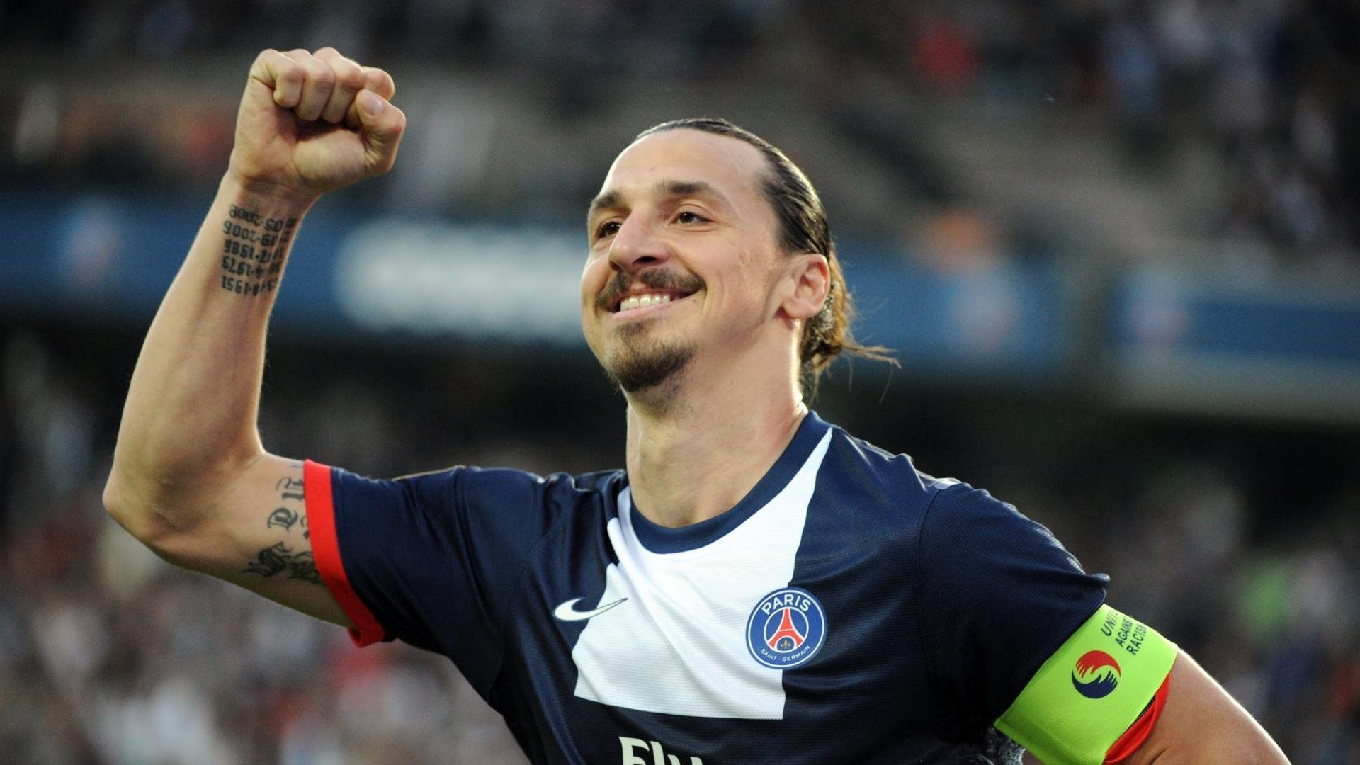 惊魂冲线，绝对统治，红牛二队的毫厘之胜与塞恩斯的一骑绝尘